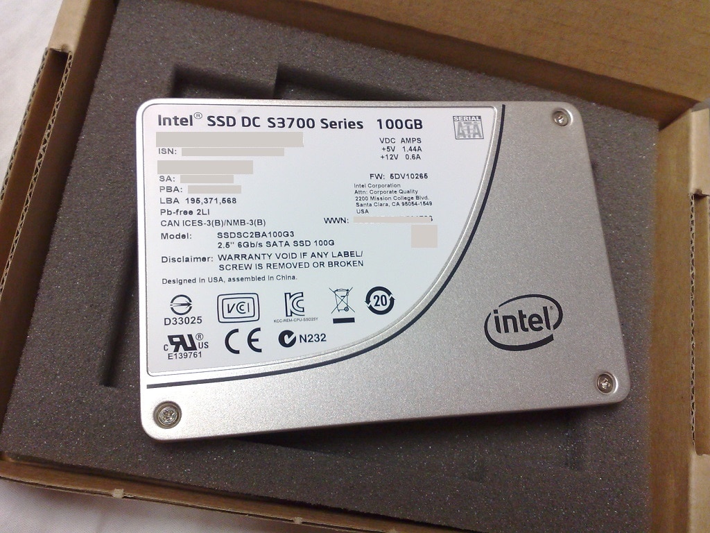 An SSD, in form of a 2.5-inch bay device that uses Serial ATA (SATA) interface.