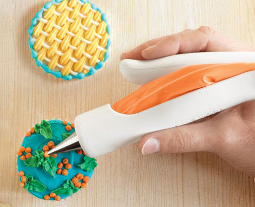 Nordic Ware Detailed Decorating Pen