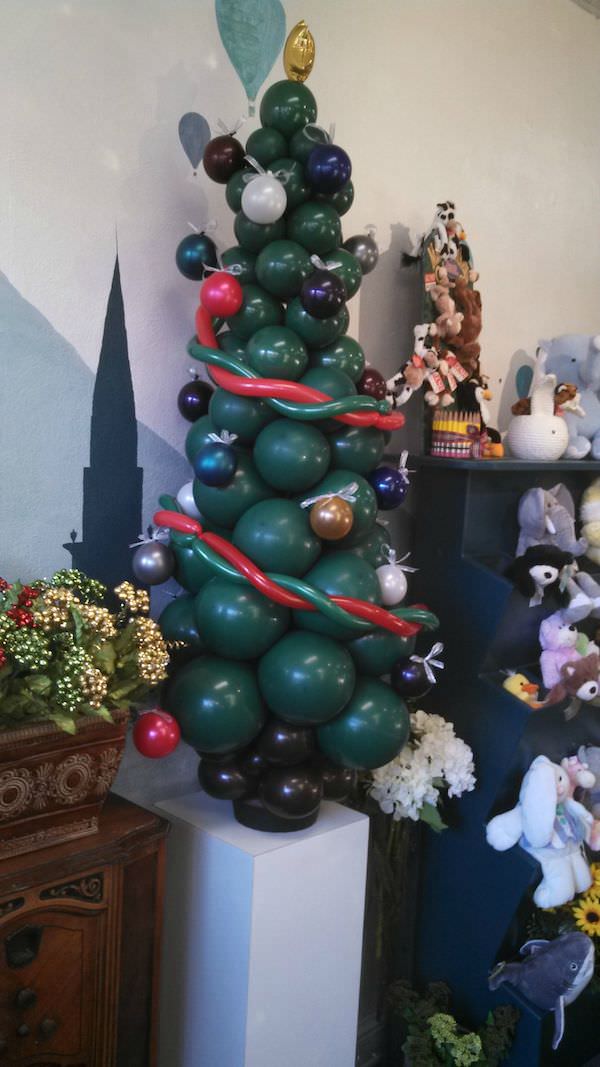 Balloon Christmas Tree