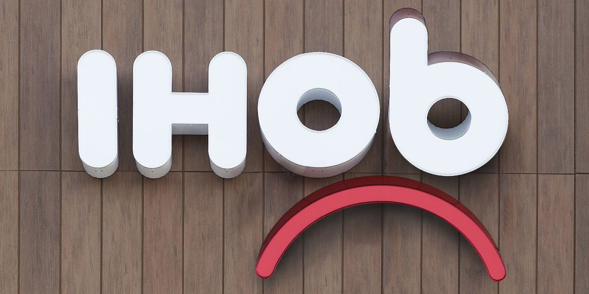 IHOP sign with a B that demonstrates transformational change