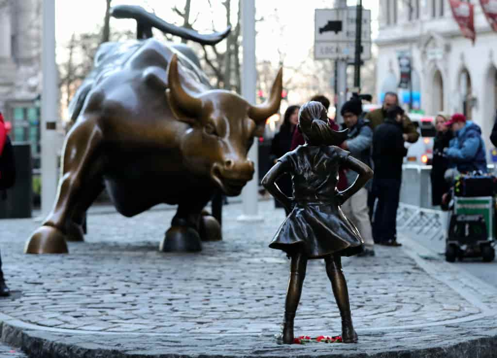 wall-street-bull-girl-petition