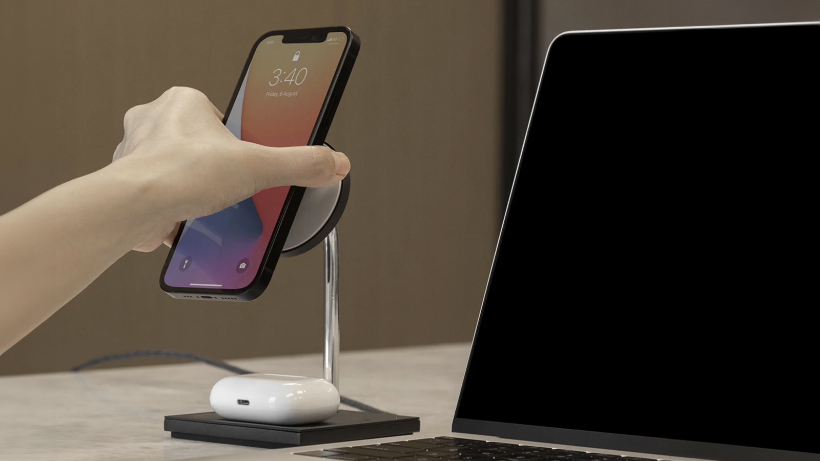 Snap 2-in-1 Magnetic Wireless Charger