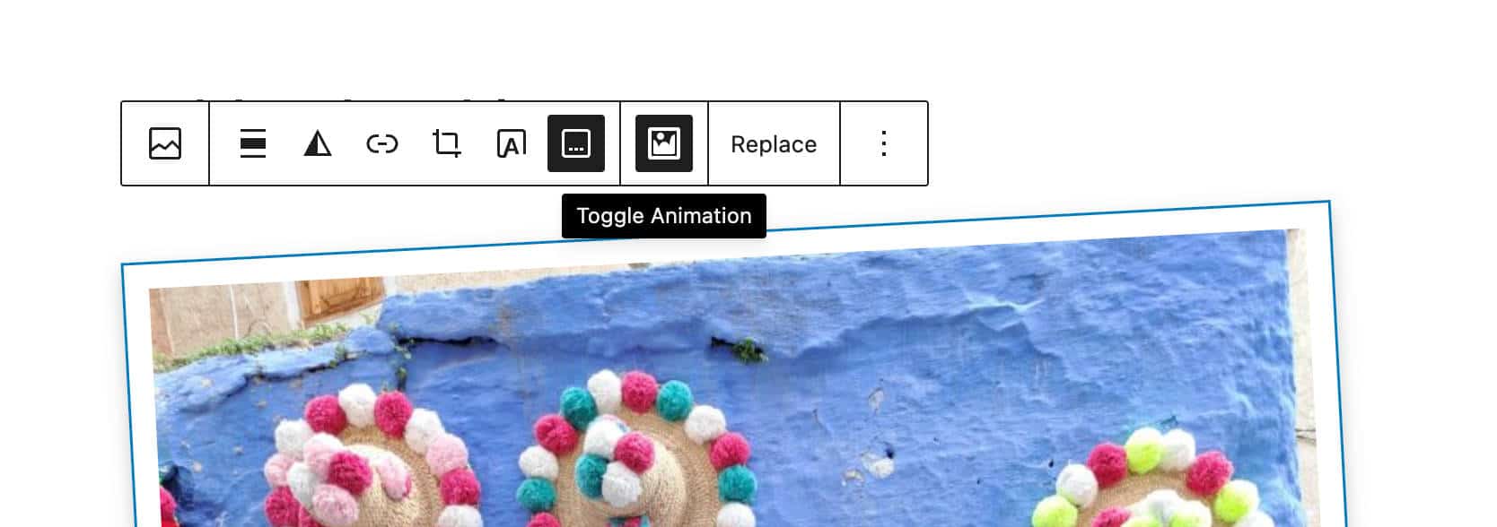A custom button has been added to the block toolbar