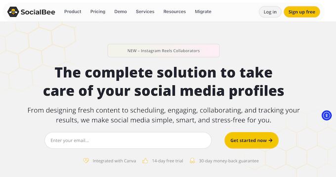 The SocialBee social media post generator 